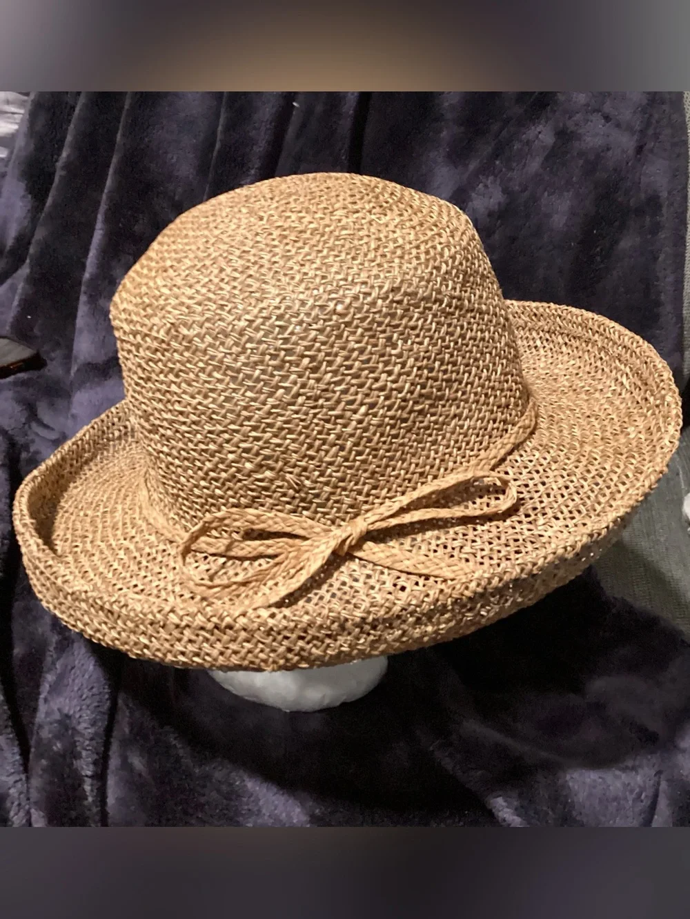 Vintage Liz Claiborne Women’s Straw Hat Sun Rolled Brim Bow Hand Woven Tan